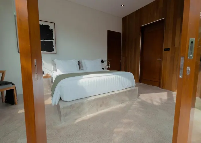 Four Bedroom Luxury Laya *