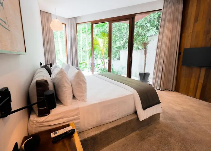 Four Bedroom Luxury Laya Ubud