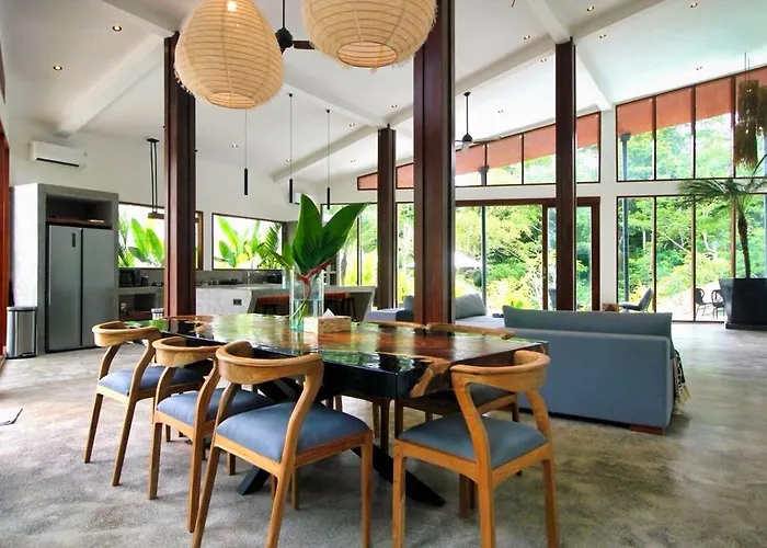 Four Bedroom Luxury Laya Villa