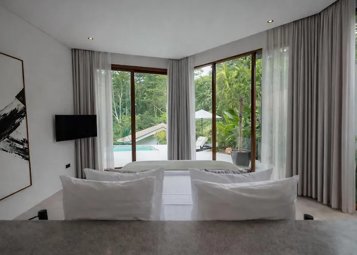 Four Bedroom Luxury Laya