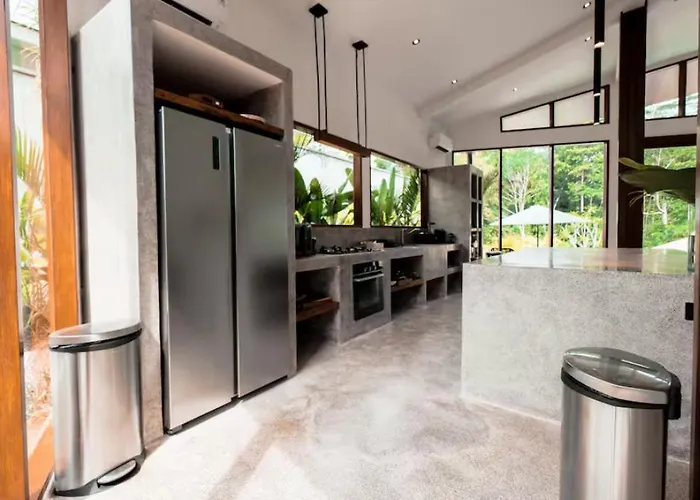 Four Bedroom Luxury Laya Villa *